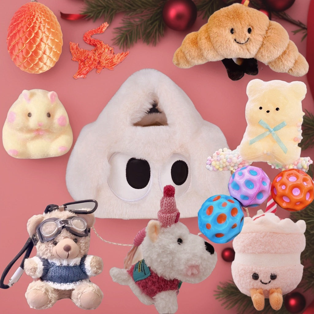 1000: Stress Relief Plush Set Big-eyed Dog Bag, Pilot Bear, West Highland White Terrier, Rabbit, Cake Milk Tea Cup, Animal Squish, Bouncy Ball, 3D Dinosaur, Spinning Top, Customized Stainless Steel Keychain Birthday Valentine's Day Holiday Gift